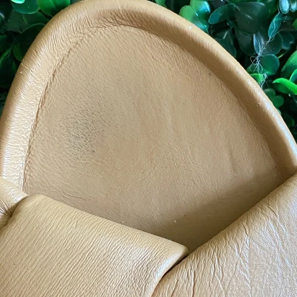 beek Tan Leather Sandals - Picture 11 of 11